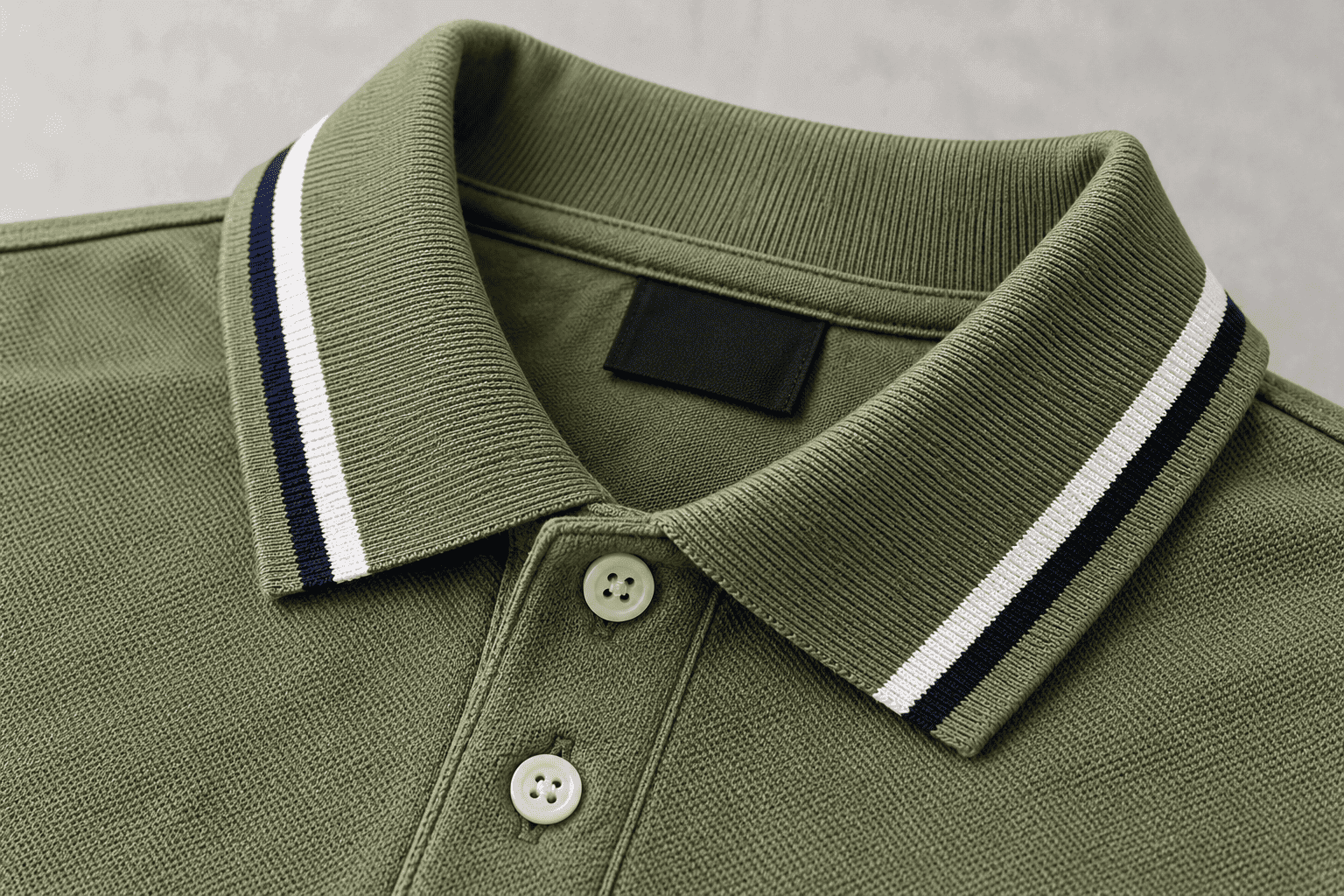 Collar Detailing